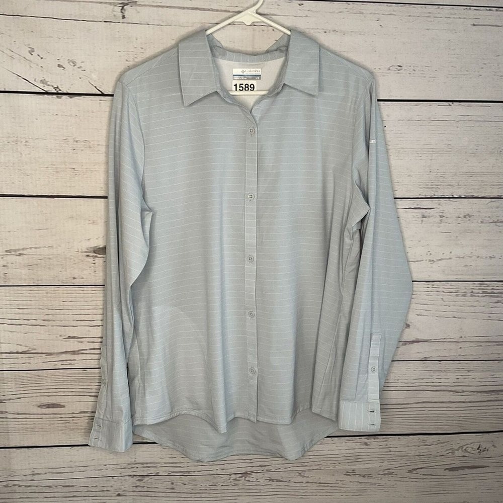 Columbia Blue Striped Vented Back Long Sleeves Button Up Shirt Women L‎ Vietnam